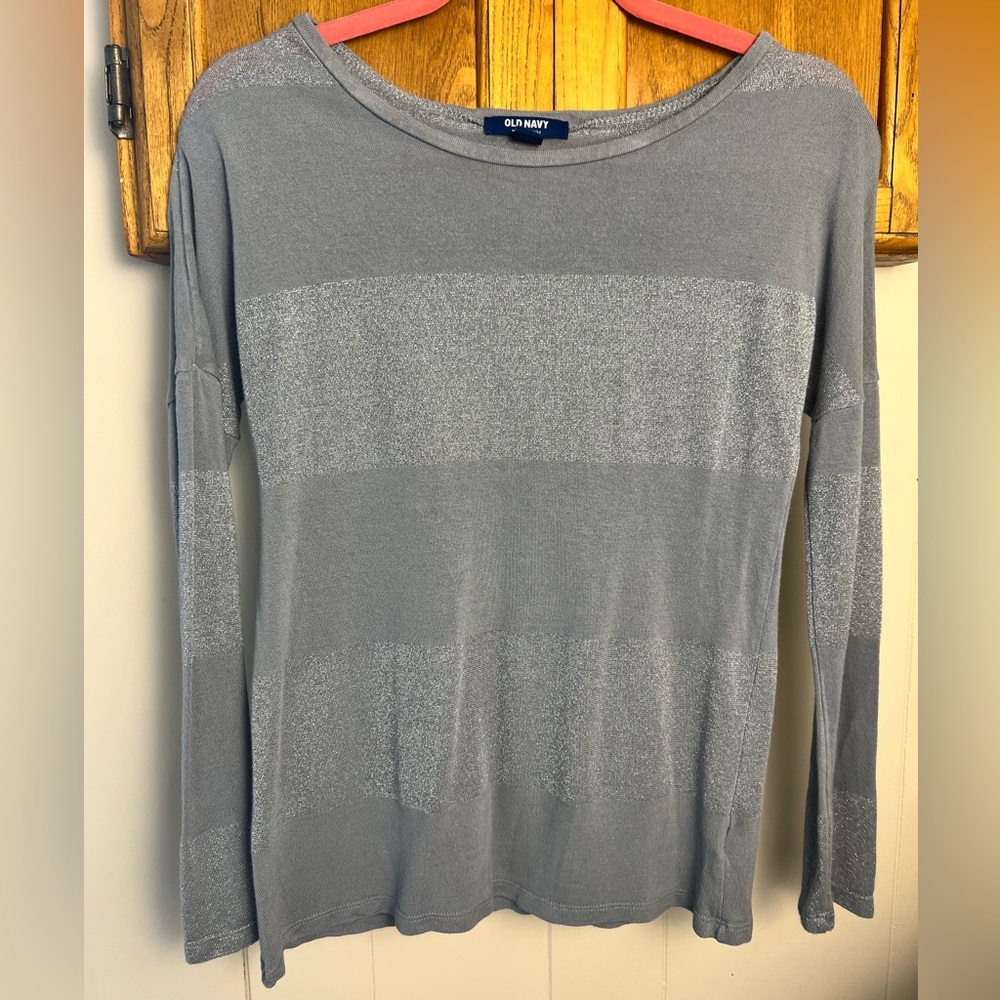 Old Navy gray metallic striped long sleeve t-shirt, women’s S